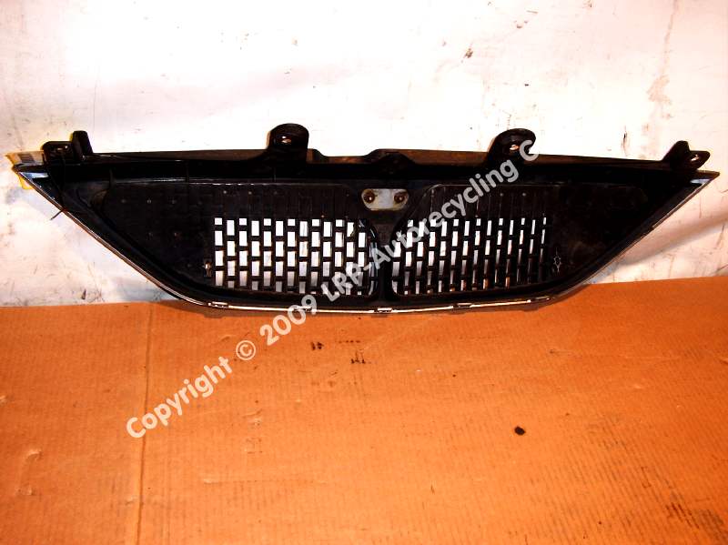 Lancia Y original Grill Kühlergrill mit Chromrahmen BJ1999